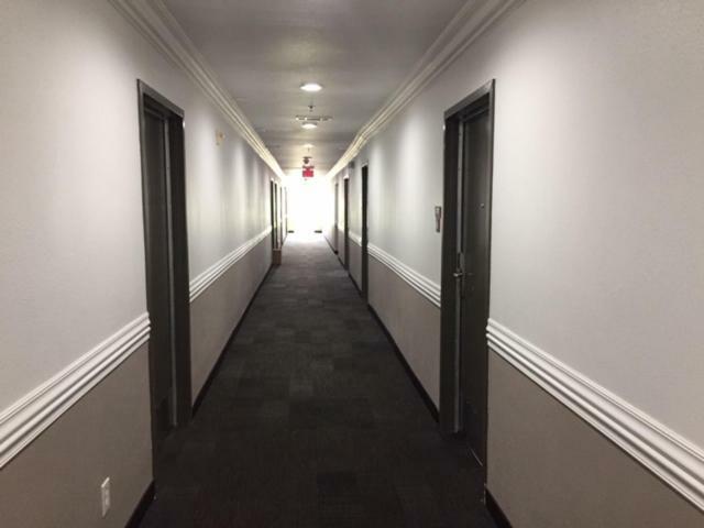 6 Hotel 2*