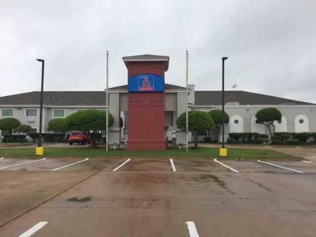 6 Burleson